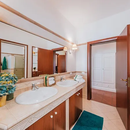 Villa Demal 8&2, Emma Villas Villa *